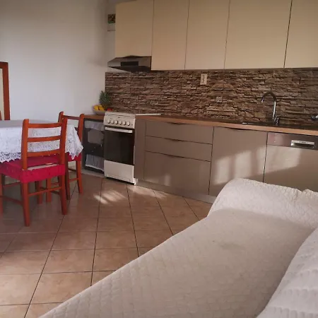 Apartman Anka Povlja (Brac)